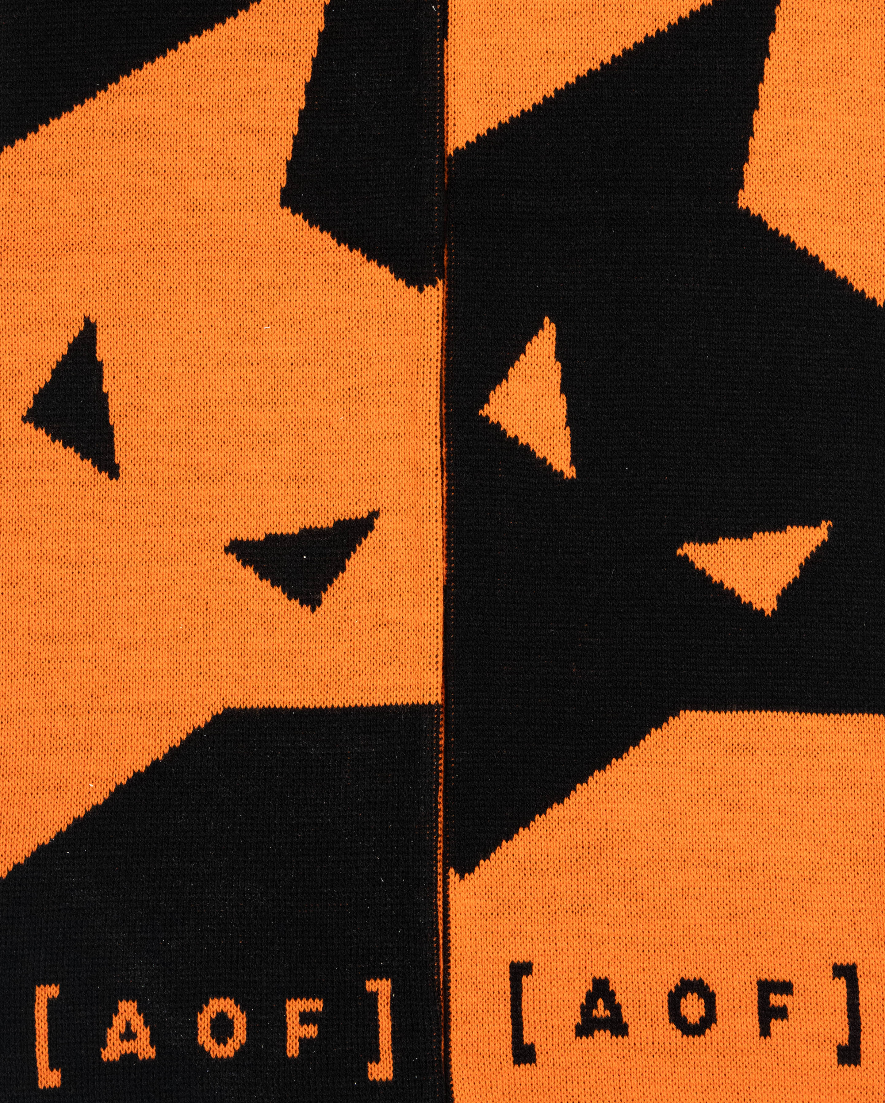 AOF x Wolves Abstract Crest Scarf | Accessories | Art of Football